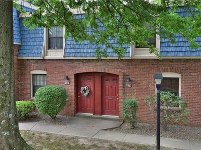1188 Pennsbury Blvd, Pittsburgh, PA, 15205