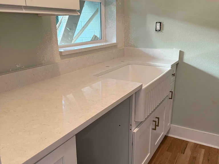 238 N Main St — Photo 7