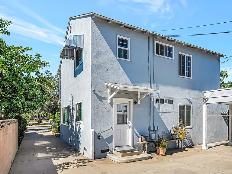 654 Patterson Ave — Photo 24