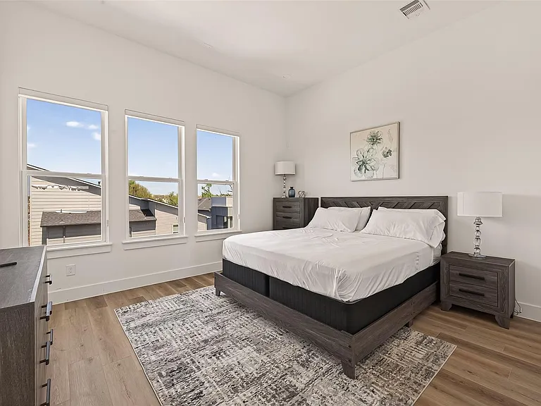 3402 Luca St — Photo 12