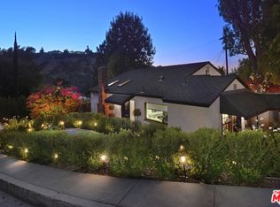 15265 Rayneta Dr, Sherman Oaks, CA 91403