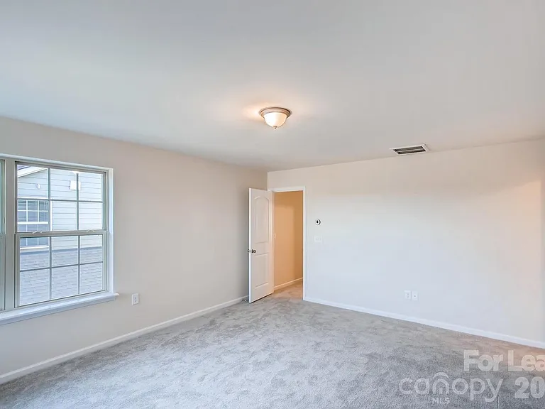 6418 Raffia Rd — Photo 17