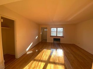 10 Claire Ct #2B, Staten Island, NY