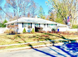 245 Lakeview Ave, Hammonton, NJ 08037
