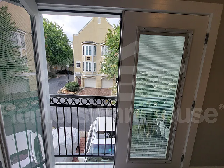 375 Highland Ave NE #920 — Photo 33