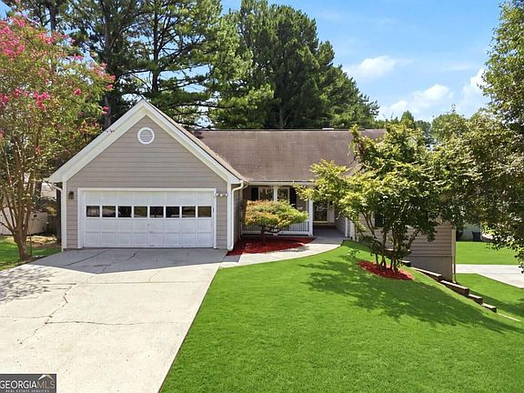 2nd image of 2343 Condor Dr