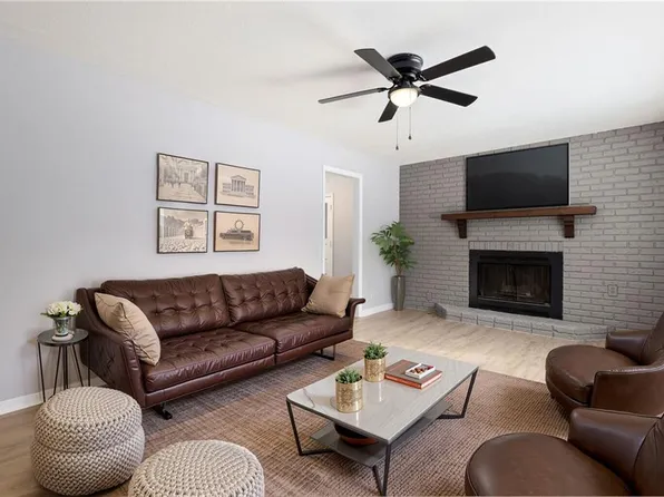 7838 Longwood Ave, Kansas City, KS 66109