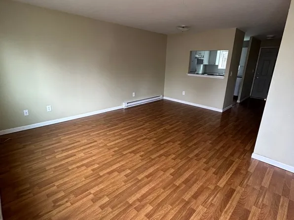 W. Collins Townhouse Apts - Browning, 312-326 W Collins St #314, Goldendale, WA 98620