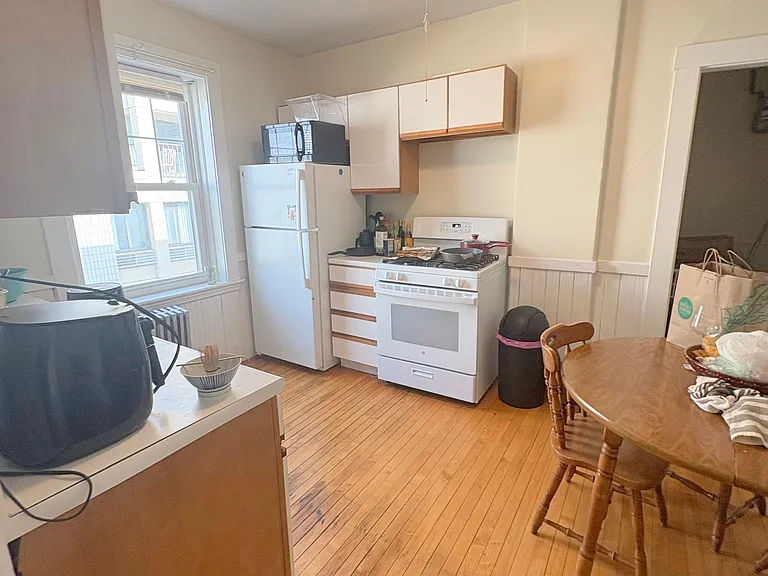 14 Centre St #2 — Photo 1