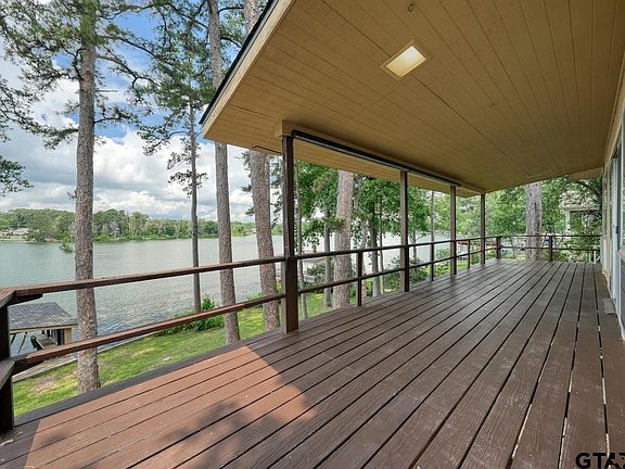 4th image of 338 Hideaway Lane Central