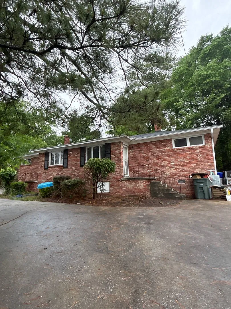 317 Beltline Blvd — Photo 1