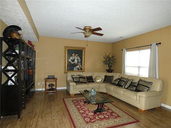 4th image of 5414 Rocky Mountain Dr
