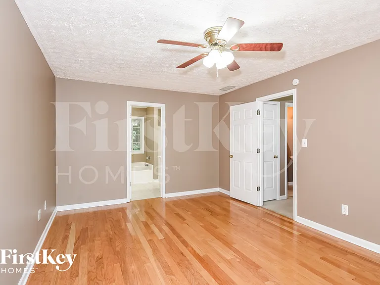 2248 Lake Ranch Ct — Photo 9