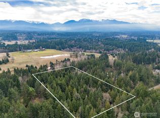 805 Lemmon Road, Port Angeles, WA 98362