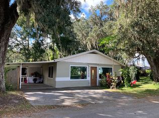 125 2nd St NW, Fort Meade, FL 33841