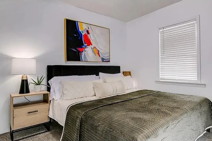 853 Manila Dr — Photo 5