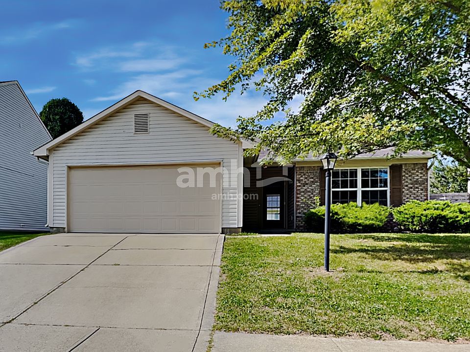 1st image of 1428 Blue Brook Way