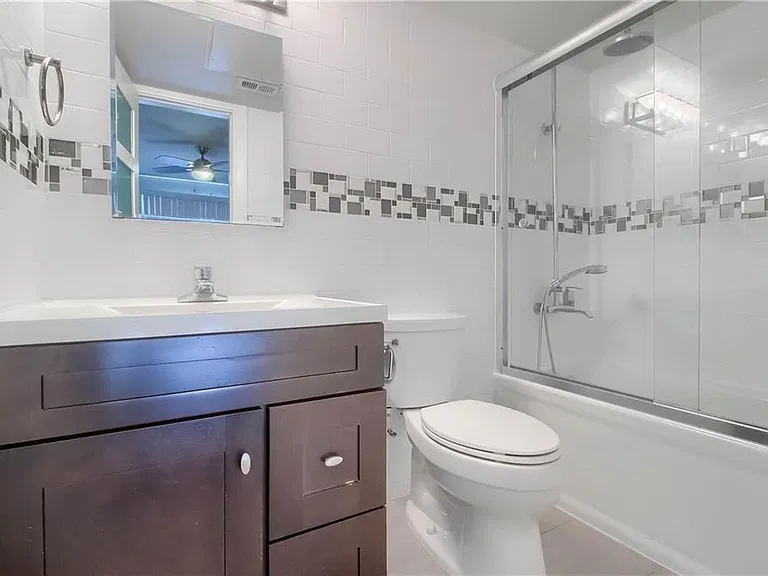 3110 Red River St #210 — Photo 18