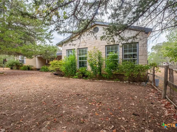 434 Mount Olive Rd, Cedar Creek, TX 78612