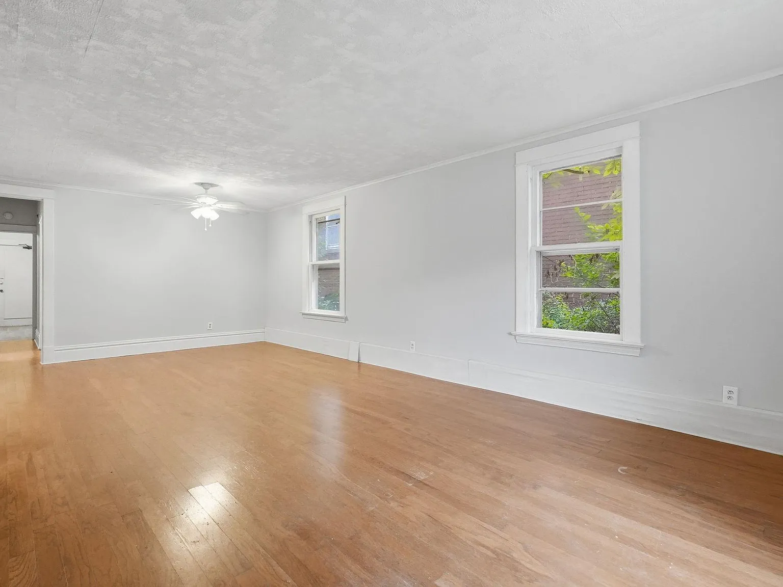 2401 Harriet Ave S — Photo 2