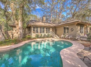 4 E Garrison Pl, Hilton Head Island, SC 29928