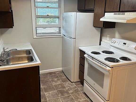 3rd image of 111 Mulberry St #771