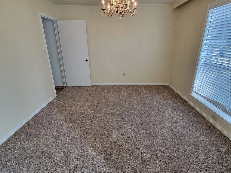 3803 Oak Ridge Dr — Photo 14