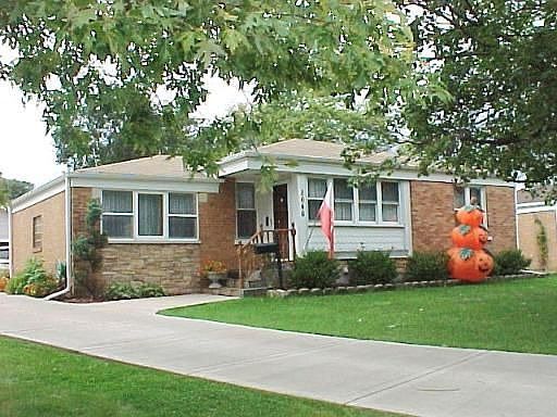 1st image of 2646 Scott St