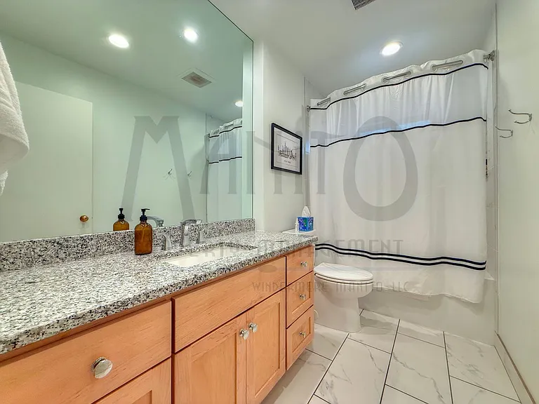 1324 E 43rd Ave — Photo 9
