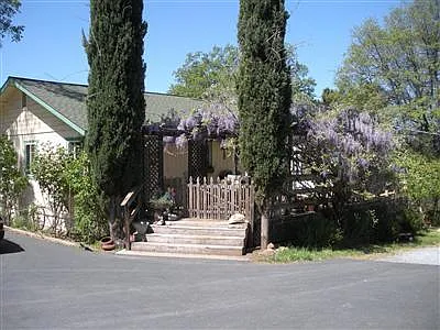 4331 Saint Judes Hl photo 1