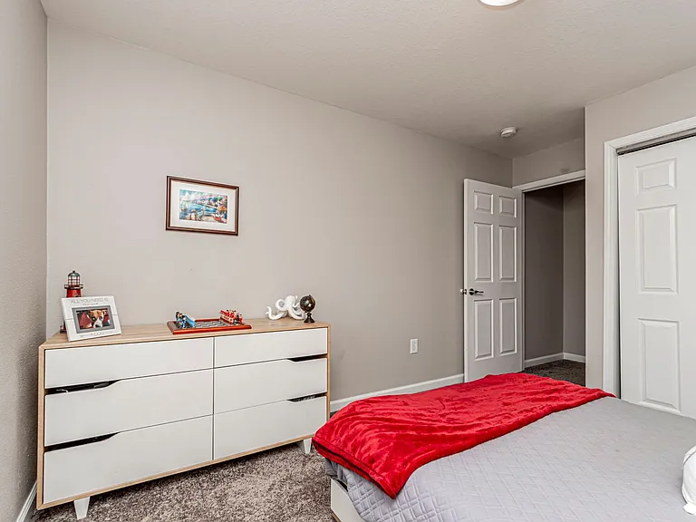 601 Seitz Ct — Photo 30