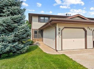 711 S Olson Ave UNIT F, Appleton, WI 54914