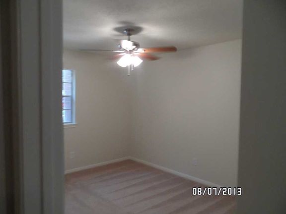 3rd image of 8611 Pool Creek Dr