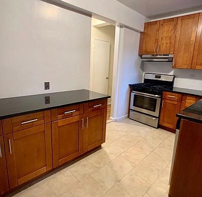 3rd image of 611 W 239th St APT 5A