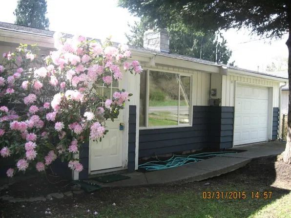 1284 Admirals Dr, Coupeville, WA 98239
