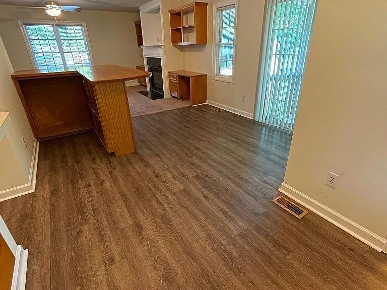 605 Avery St — Photo 8