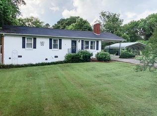 929 Southview Ln, Chester, SC 29706