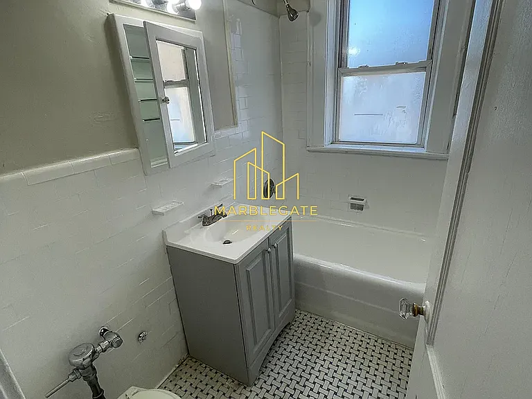 575 Mount Prospect Ave #4055 — Photo 3