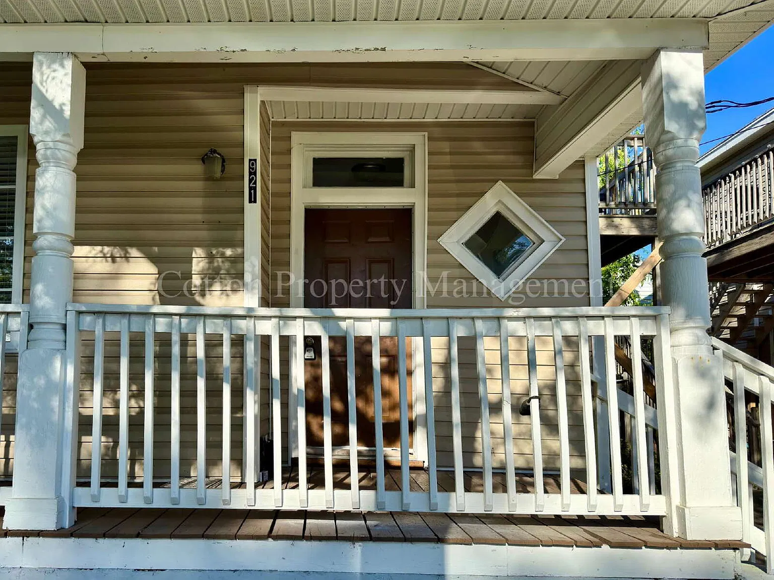 2 bed, 1.0 bath, 746 sqft, $1,425 — Photo 4