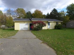 1417 Arthur Dr, Caro, MI 48723