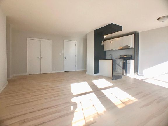 4th image of 1365 Saint Nicholas Ave APT 30S
