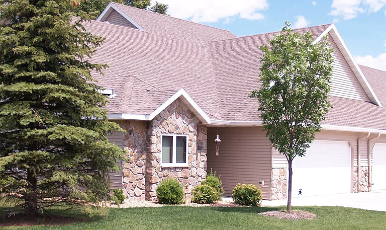 Beaver Creek Townhomes — Photo 1
