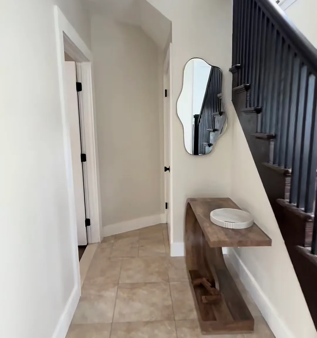 3 bed, $2,650 — Photo 2