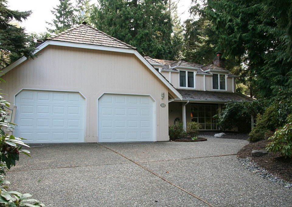 1st image of 2720 209th Ave NE
