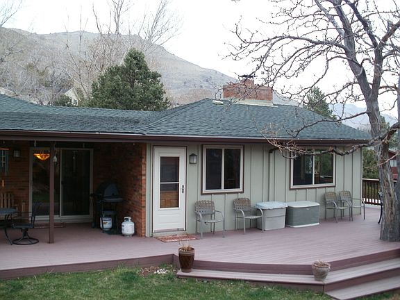 Deck on the east side
