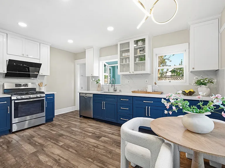 205 Caldwell Ave — Photo 14