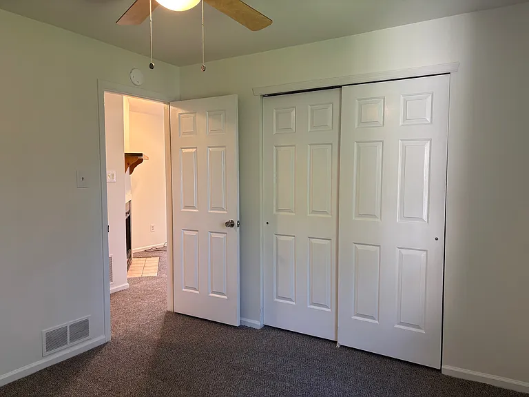 62 Basswood Ct — Photo 11