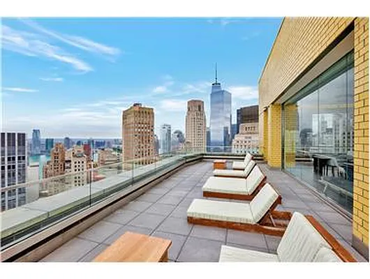 Sold by Douglas Elliman | media 19
