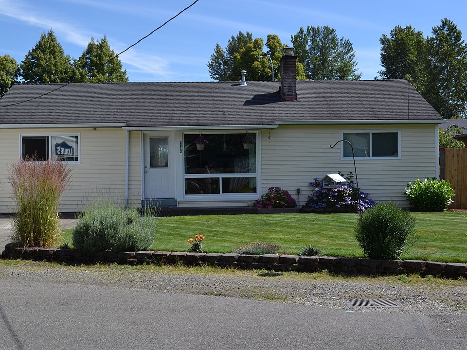1st image of 2812 Linden Ln