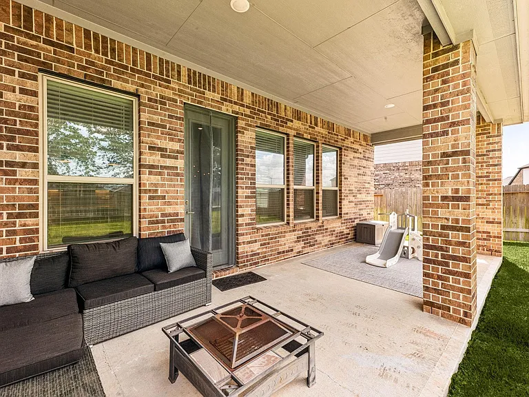 31611 Donoso Dr — Photo 35